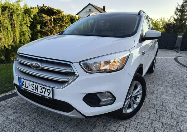 ford Ford Escape cena 63900 przebieg: 101000, rok produkcji 2018 z Barlinek